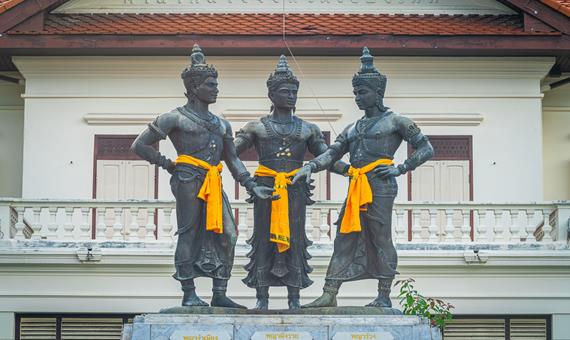 三王紀念像 Three Kings Monuments